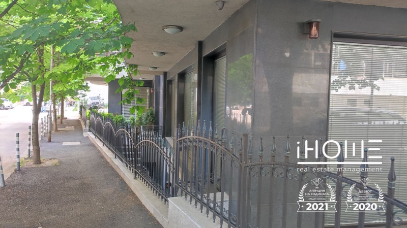 Продава  Магазин град София , Оборище , 156 кв.м | 16173239