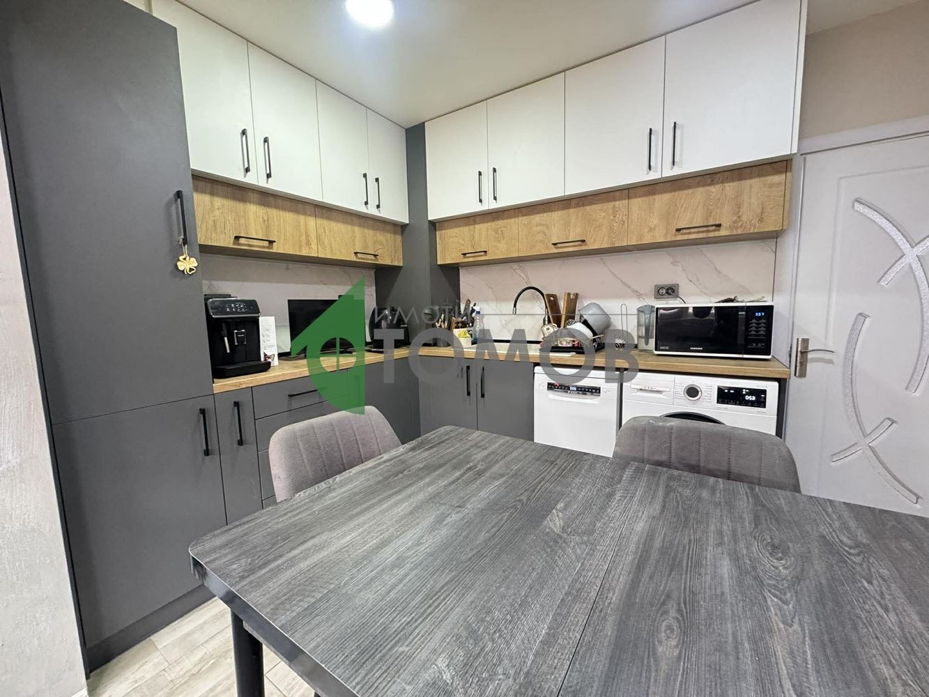 Продава 3-СТАЕН, гр. Шумен, Тракия, снимка 6 - Апартаменти - 53767934