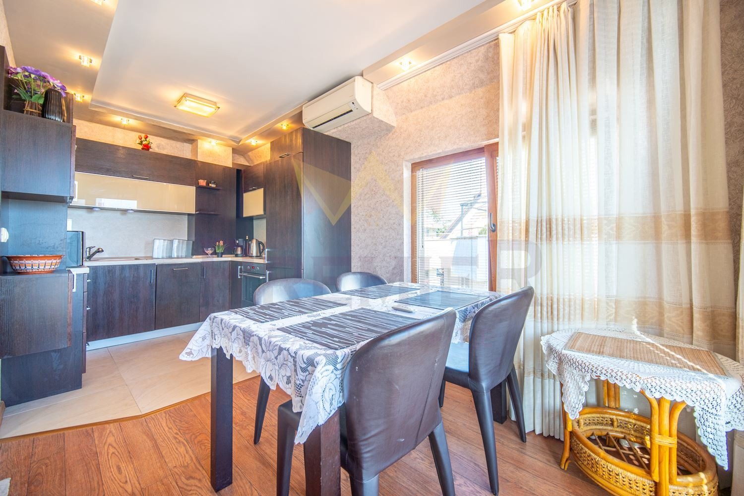 Продава 3-СТАЕН, гр. Варна, Бриз, снимка 5 - Апартаменти - 54708114