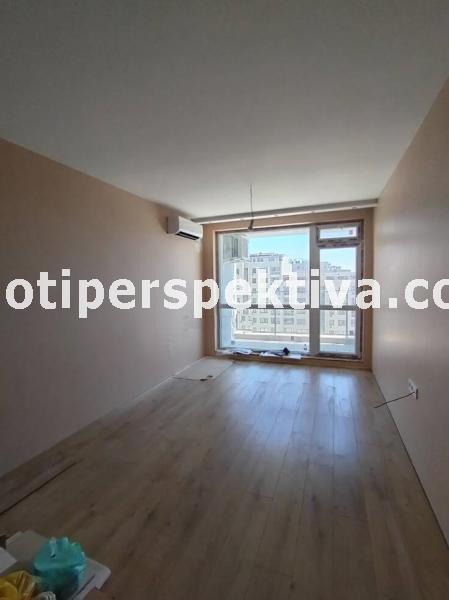 De vânzare  1 dormitor Plovdiv , Țentâr , 76 mp | 83513582