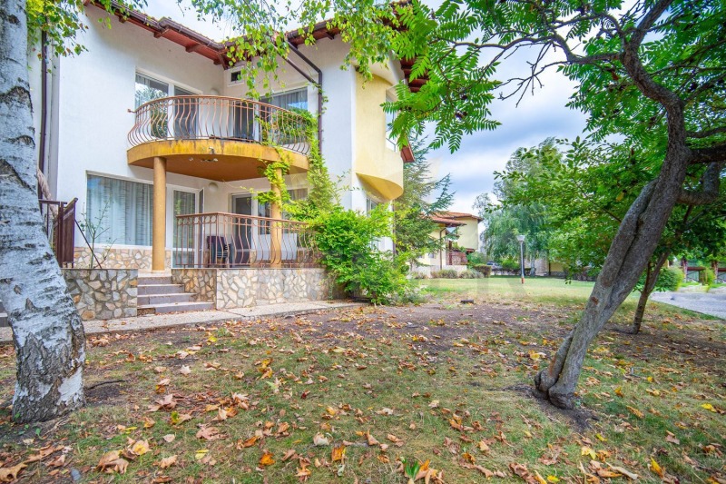 Продава КЪЩА, област Добрич, с. Рогачево • 156000 € • 86539643 — Holmes.bg