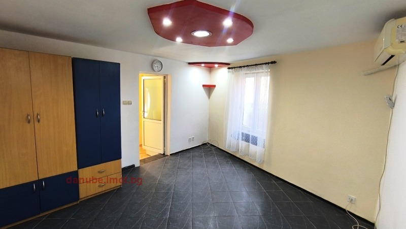 Te koop  Huis Ruse , Tsentar , 40 m² | 51560003 - afbeelding [4]