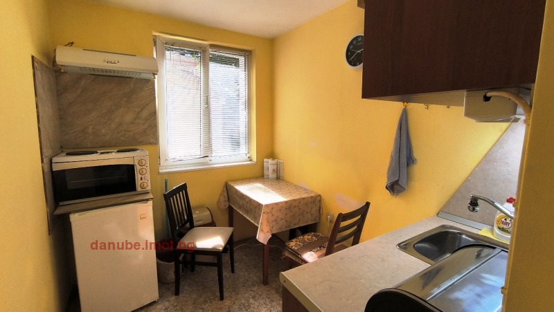 Te koop  Huis Ruse , Tsentar , 40 m² | 51560003