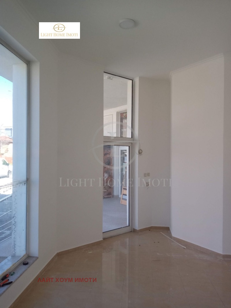 In vendita  Negozio Plovdiv , Ostromila , 31 mq | 44314648 - Immagine [5]