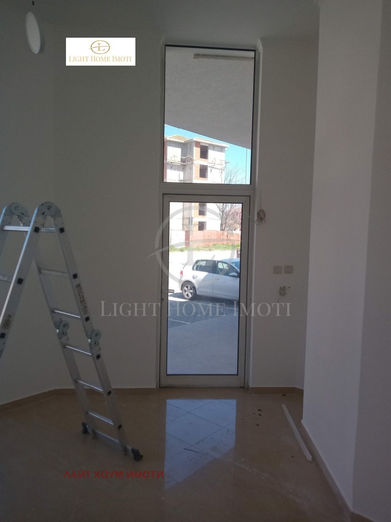 In vendita  Negozio Plovdiv , Ostromila , 31 mq | 44314648 - Immagine [6]