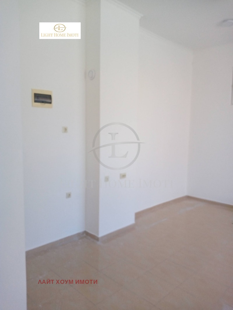 In vendita  Negozio Plovdiv , Ostromila , 31 mq | 44314648 - Immagine [3]