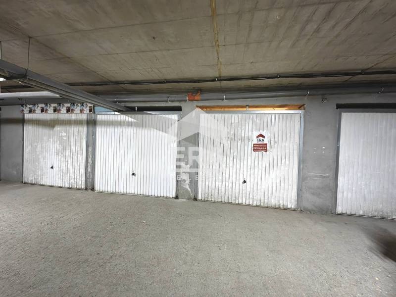 Продава ГАРАЖ, ПАРКОМЯСТО, гр. Русе, Възраждане, снимка 3 - Гаражи и паркоместа - 54602706