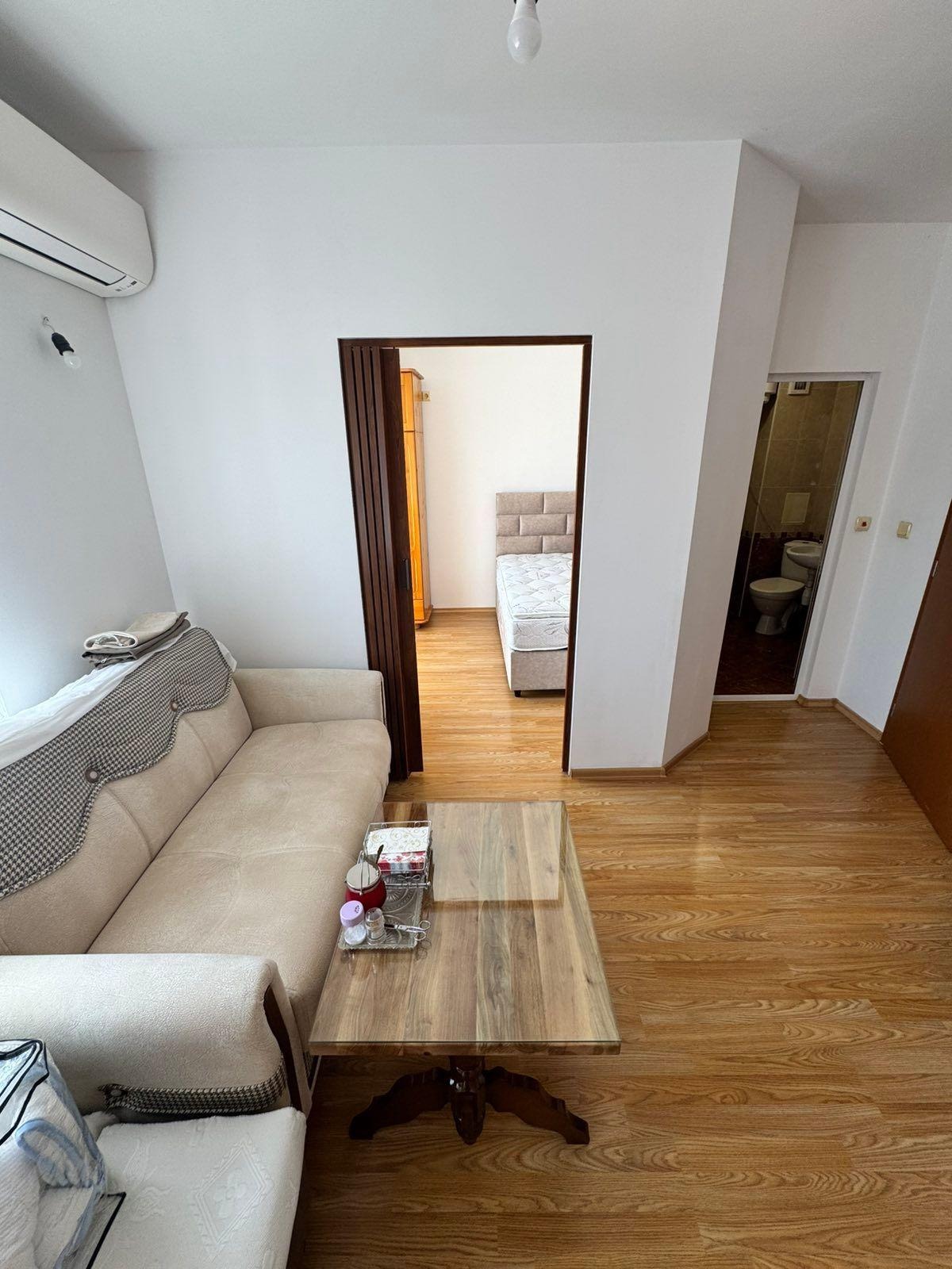 Продава 2-СТАЕН, гр. Бургас, Сарафово, снимка 3 - Апартаменти - 54453769