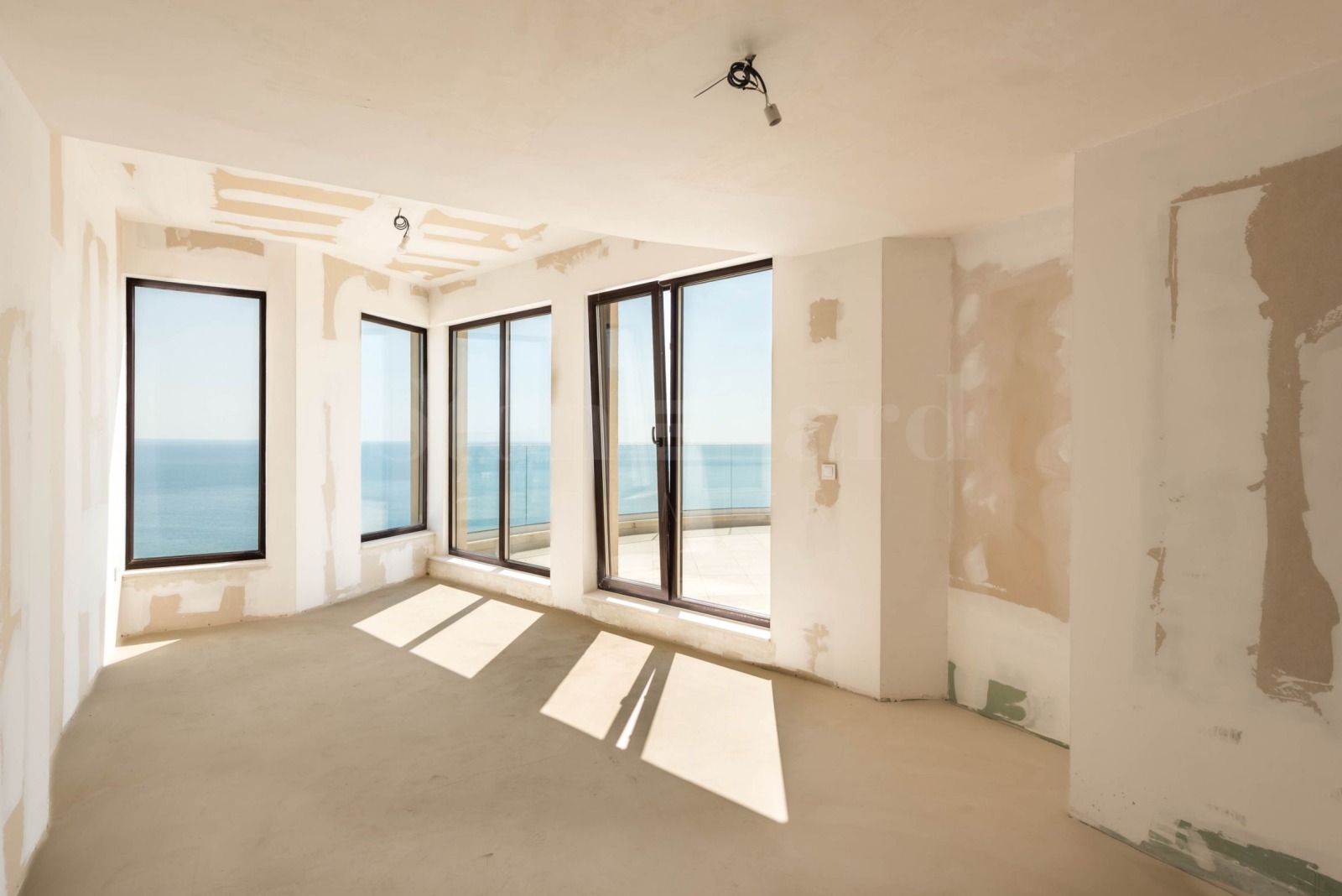 Продава 3-СТАЕН, гр. Варна, м-т Ален мак, снимка 15 - Апартаменти - 55309040