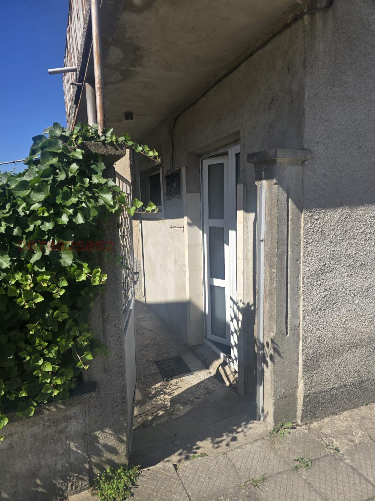 Продава ЕТАЖ ОТ КЪЩА, гр. Червен бряг, област Плевен, снимка 2 - Етаж от къща - 55031136