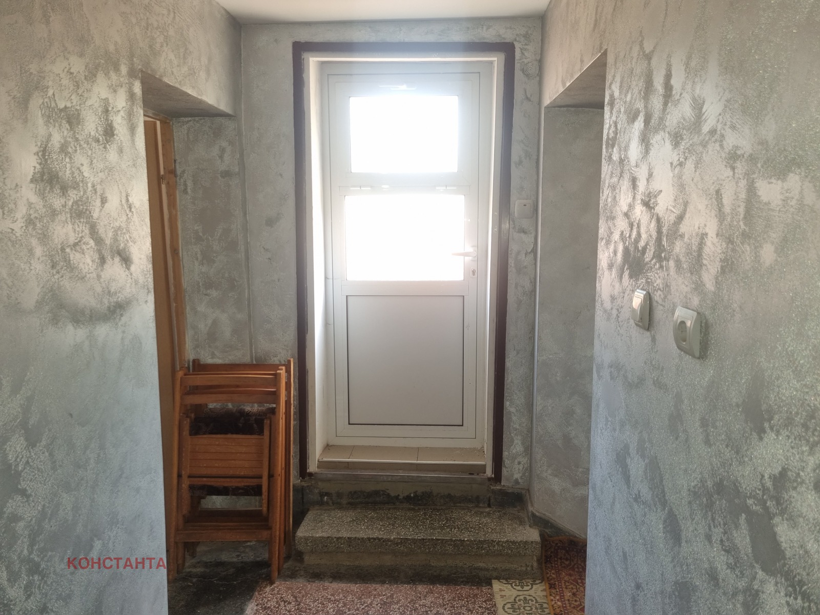 Продава ЕТАЖ ОТ КЪЩА, с. Старозагорски бани, област Стара Загора, снимка 6 - Етаж от къща - 55959269