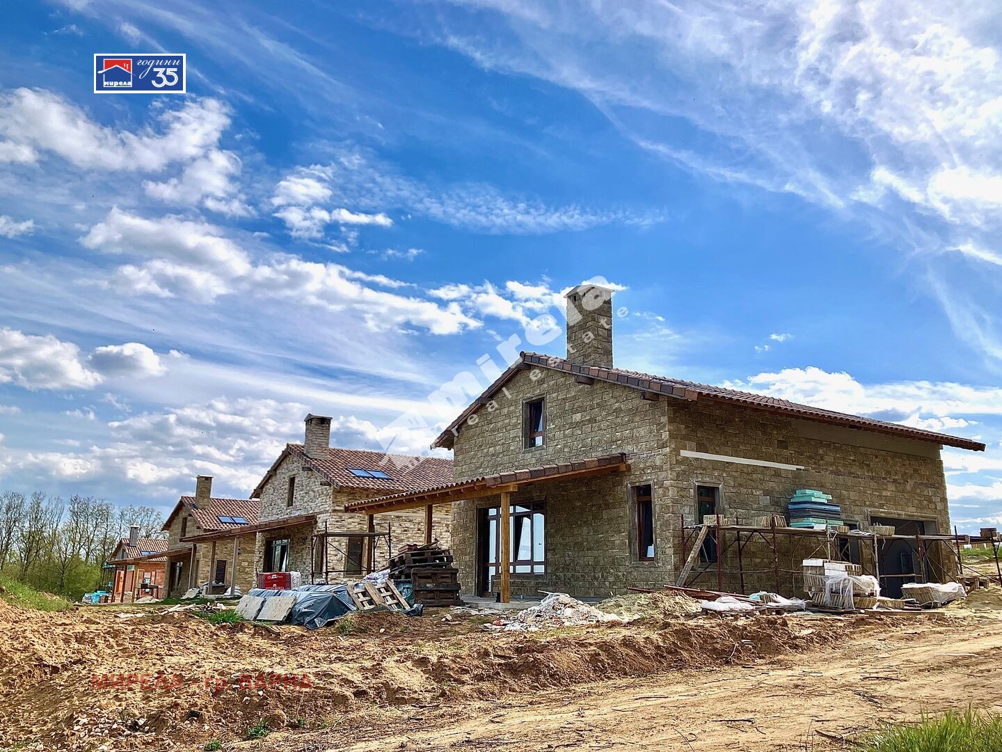 Продава КЪЩА, с. Приселци, област Варна, снимка 2 - Къщи - 54707980