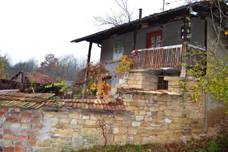 Продава КЪЩА в област Габрово, гр. Трявна - 120 кв.м / 32 000 € » 62 586.56 лв.