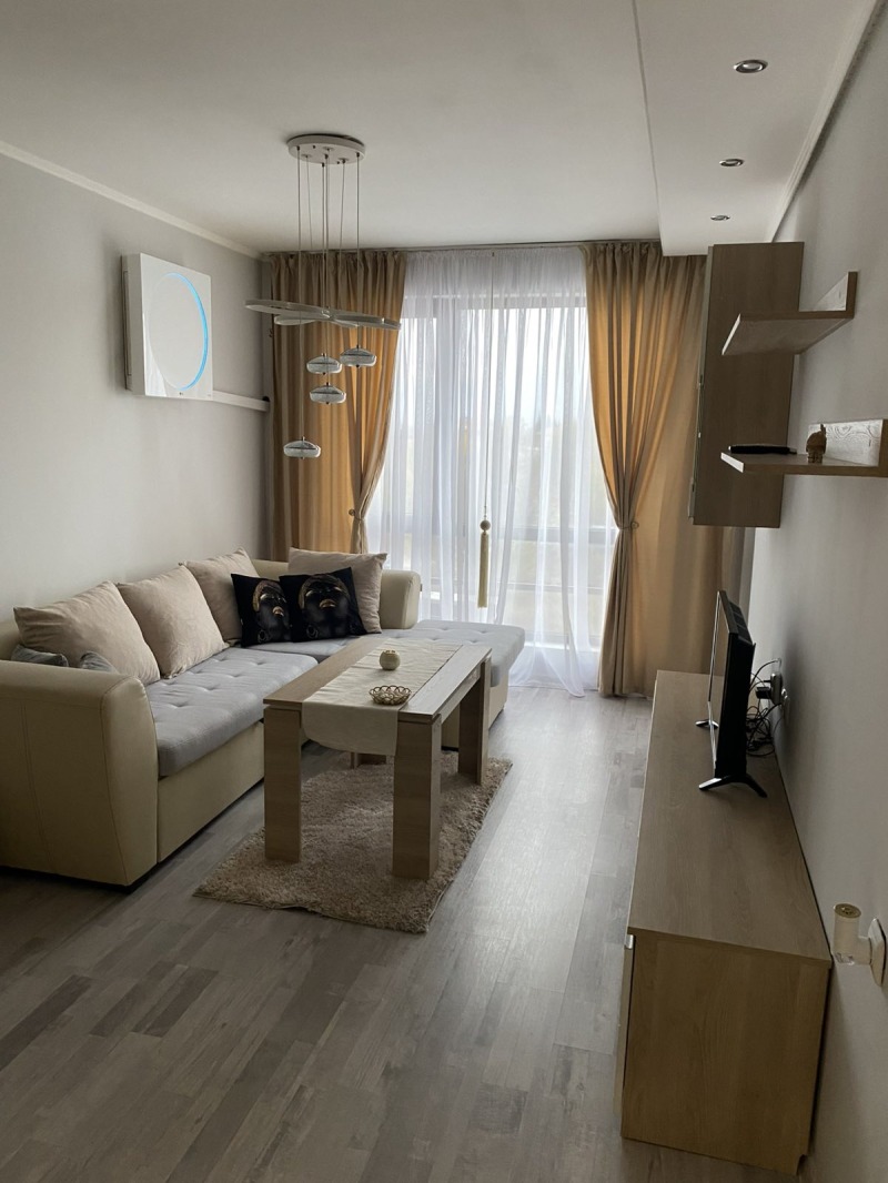 À venda  1 quarto Plovdiv , Kiutchuk Parij , 64 m² | 88587300