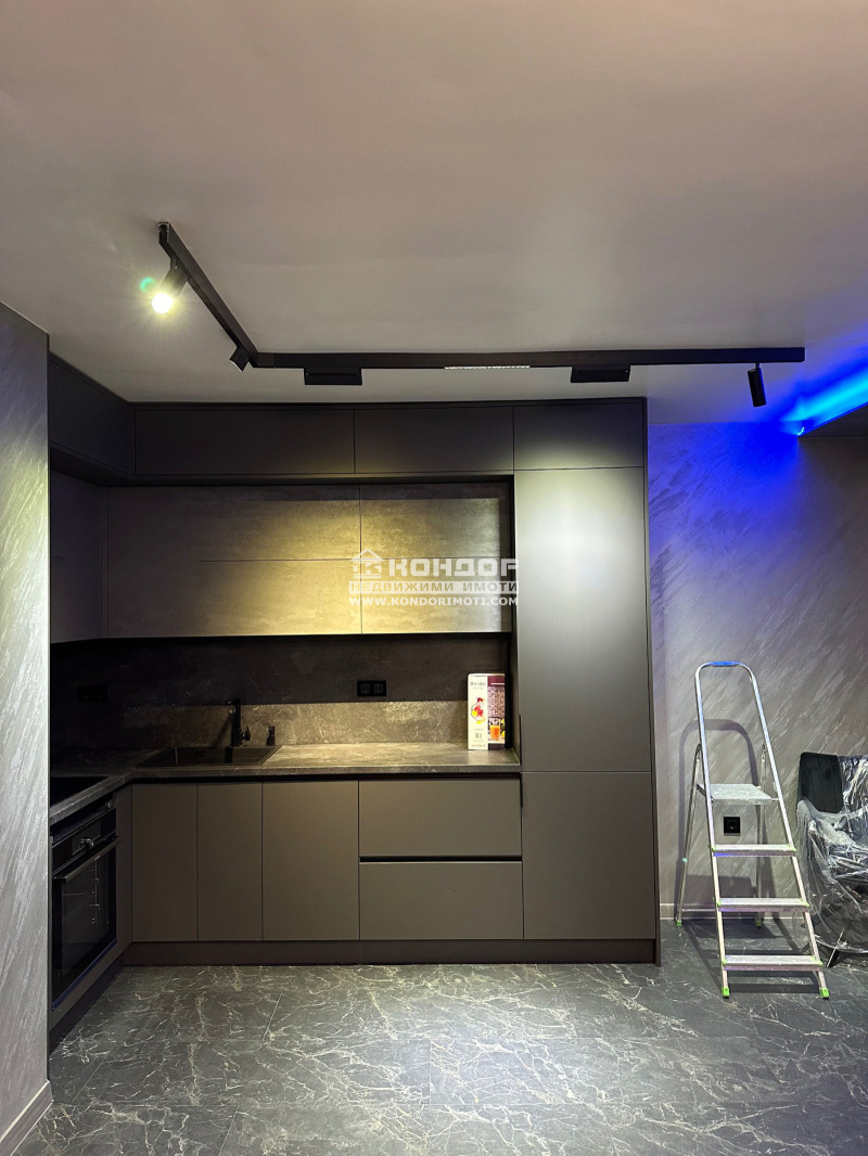 Te koop  1 slaapkamer Plovdiv , Tsentar , 82 m² | 93792872 - afbeelding [2]