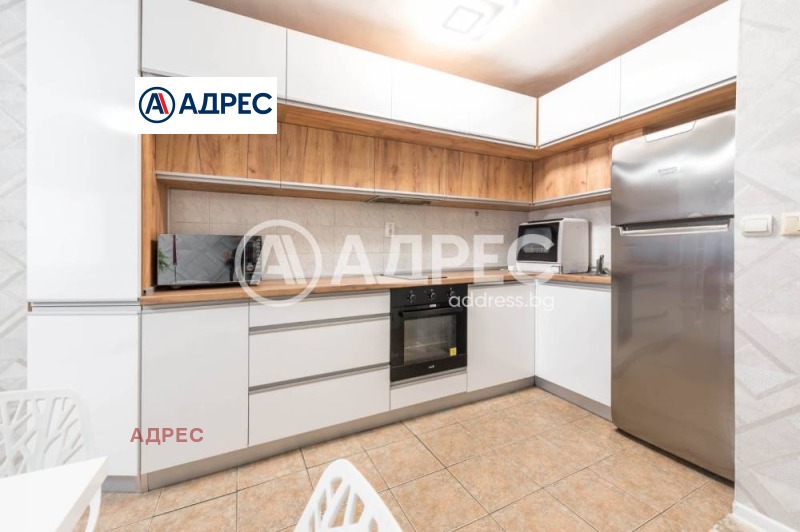 Продава 3-СТАЕН, гр. Варна, Окръжна болница-Генерали, снимка 12 - Апартаменти - 53453932