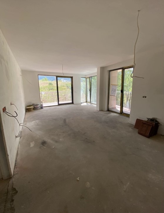 À venda  Casinha Sofia , Vitocha , 267 m² | 89320272