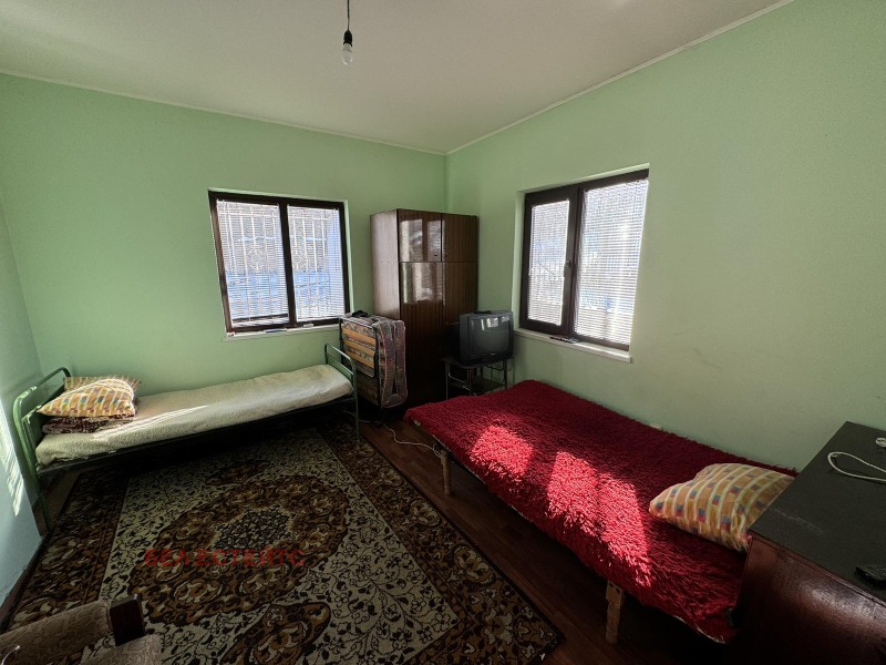 Продава  Къща област София , с. Петрич , 90 кв.м | 27545140 - изображение [4]