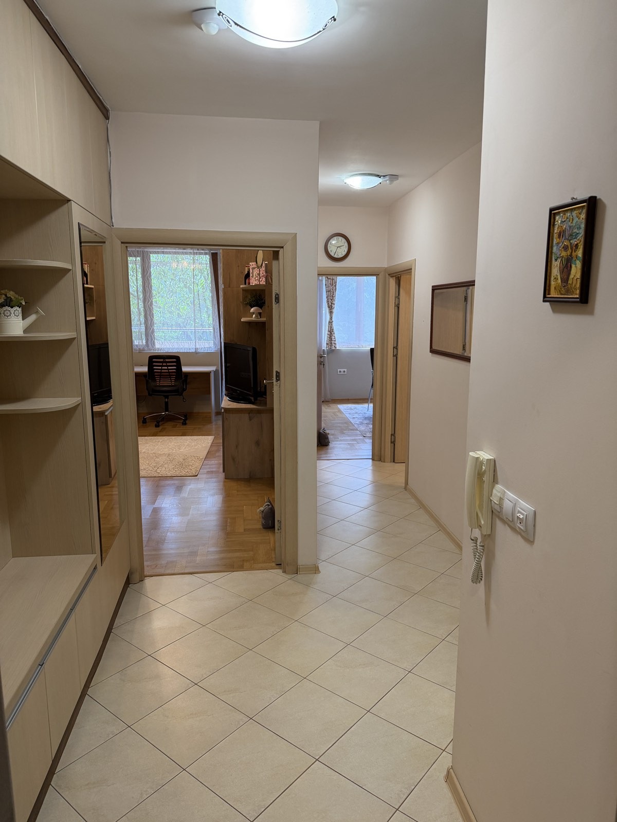 Продава 3-СТАЕН, гр. Варна, Левски 1