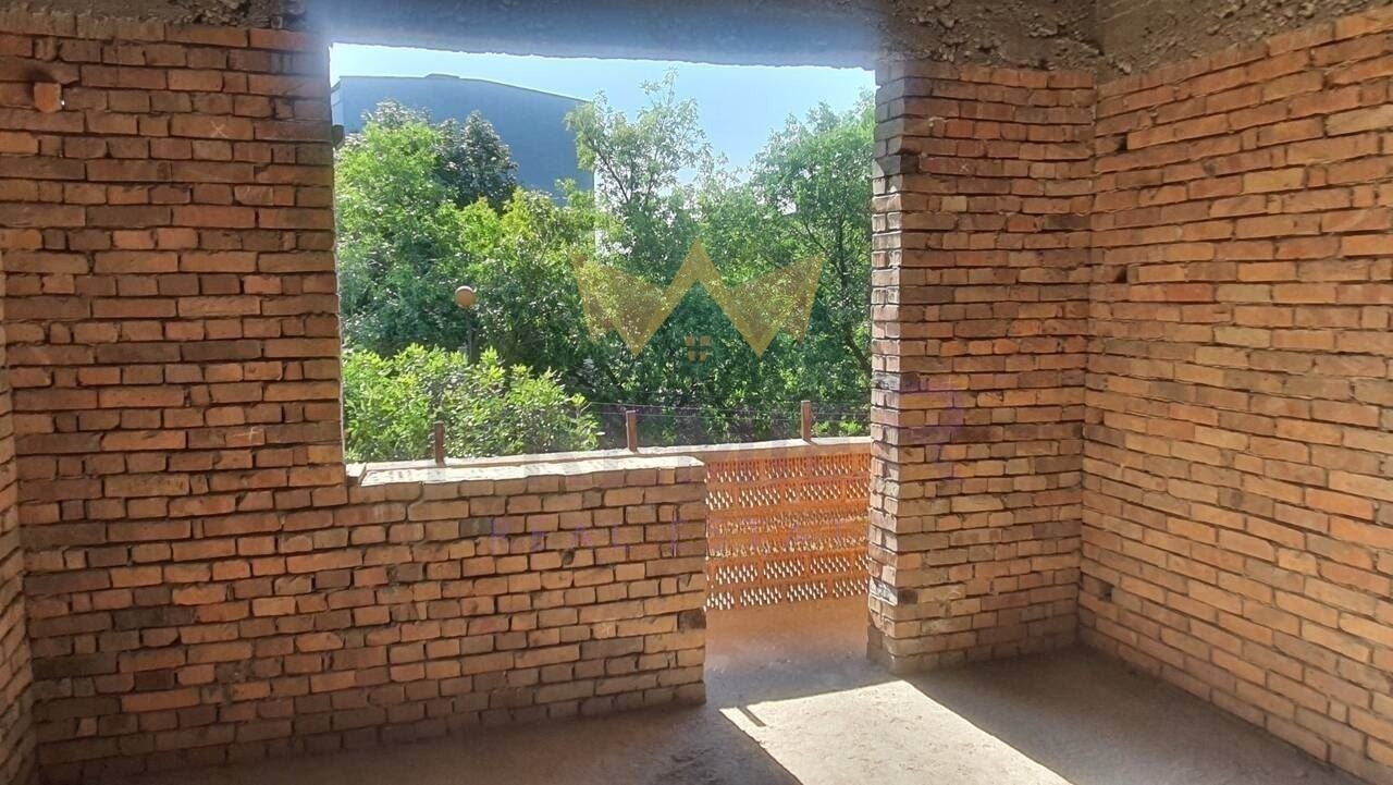 Продава ЕТАЖ ОТ КЪЩА, гр. Пловдив, Прослав, снимка 8 - Етаж от къща - 54123933