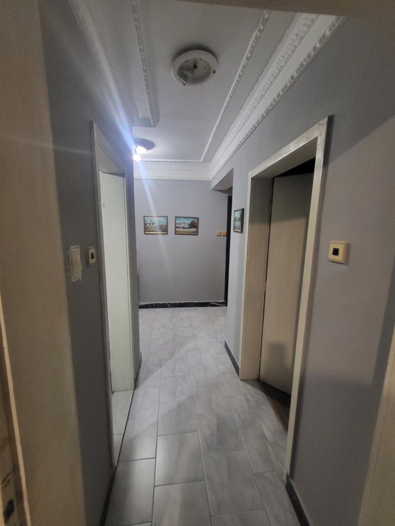 Продава  2 slaapkamers Pleven , Idealen tsentar , 90 кв.м | 44667154 - изображение [8]