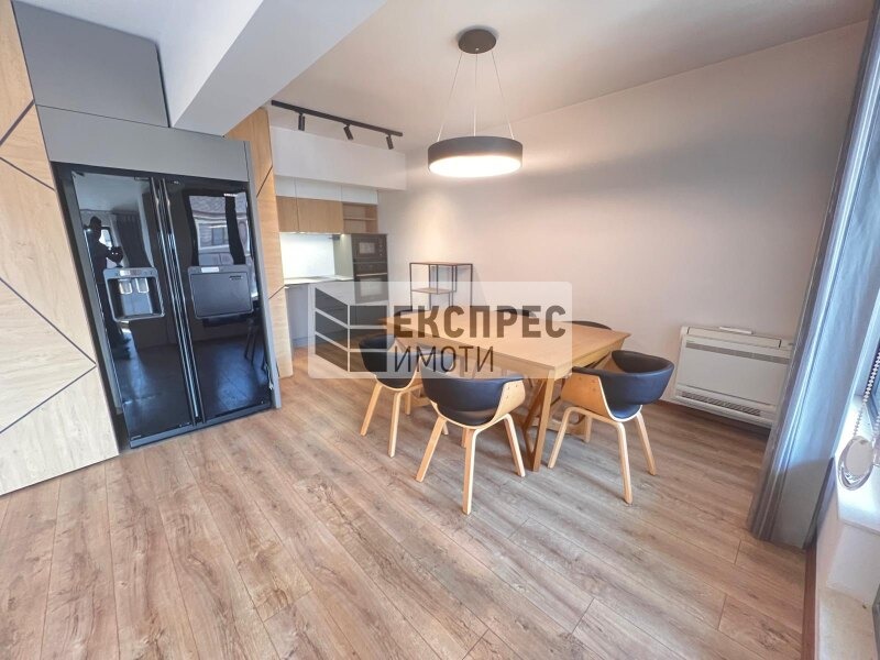 Продава  3-стаен град Варна , Левски 1 , 131 кв.м | 44590605