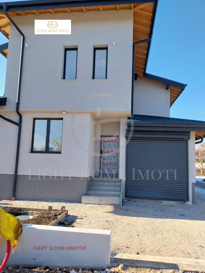 À vendre  Maison Plovdiv , Ostromila , 380 m² | 19800163 - image [2]