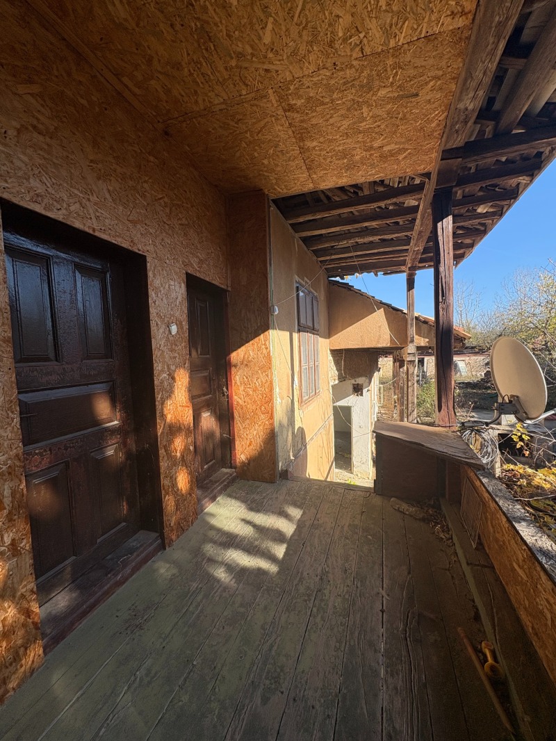 Продава  Къща област Шумен , с. Драгоево , 200 кв.м | 96874633 - изображение [5]