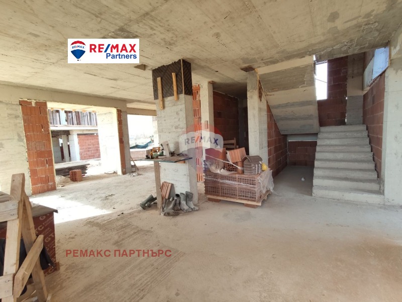 Продава КЪЩА, с. Приселци, област Варна, снимка 12 - Къщи - 52605760