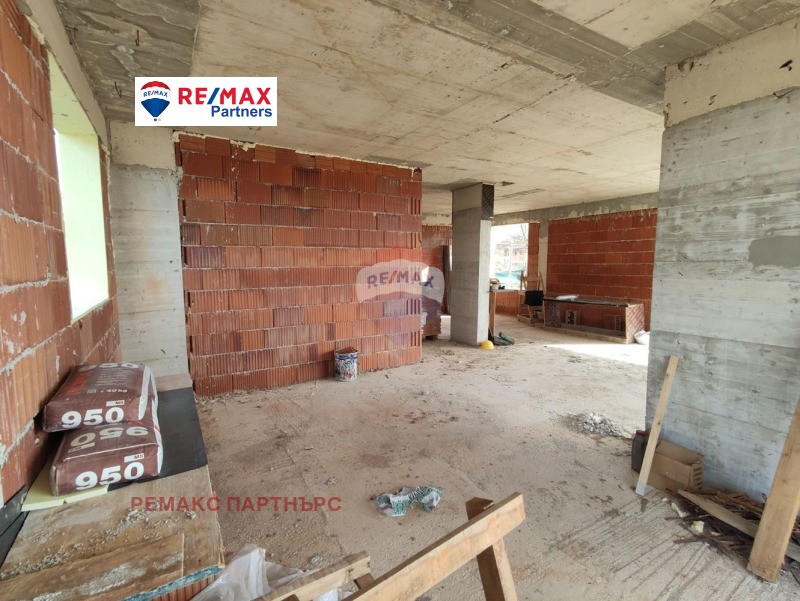 Продава КЪЩА, с. Приселци, област Варна, снимка 11 - Къщи - 52605760