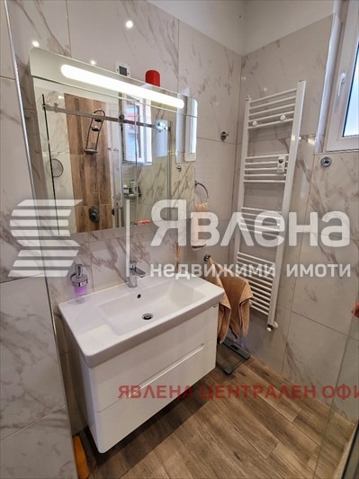 Продава 2-СТАЕН, гр. София, Център, снимка 10 - Апартаменти - 56187157