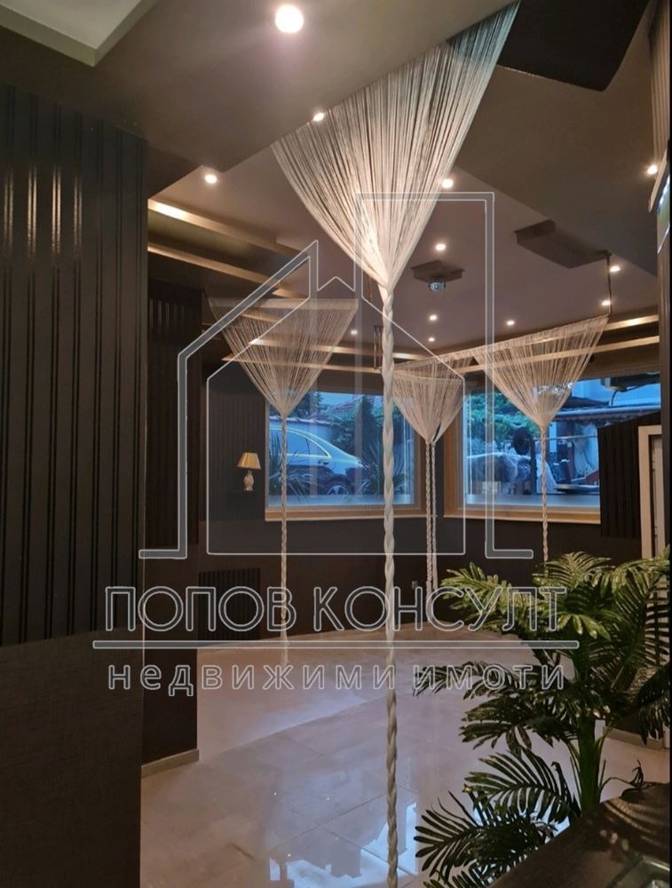 Eladó  Hivatal Plovdiv , Sadijski , 251 négyzetméter | 66408582