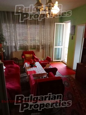 Продажба на четеристайни апартаменти в град Пловдив — страница 2 - изображение 15 
