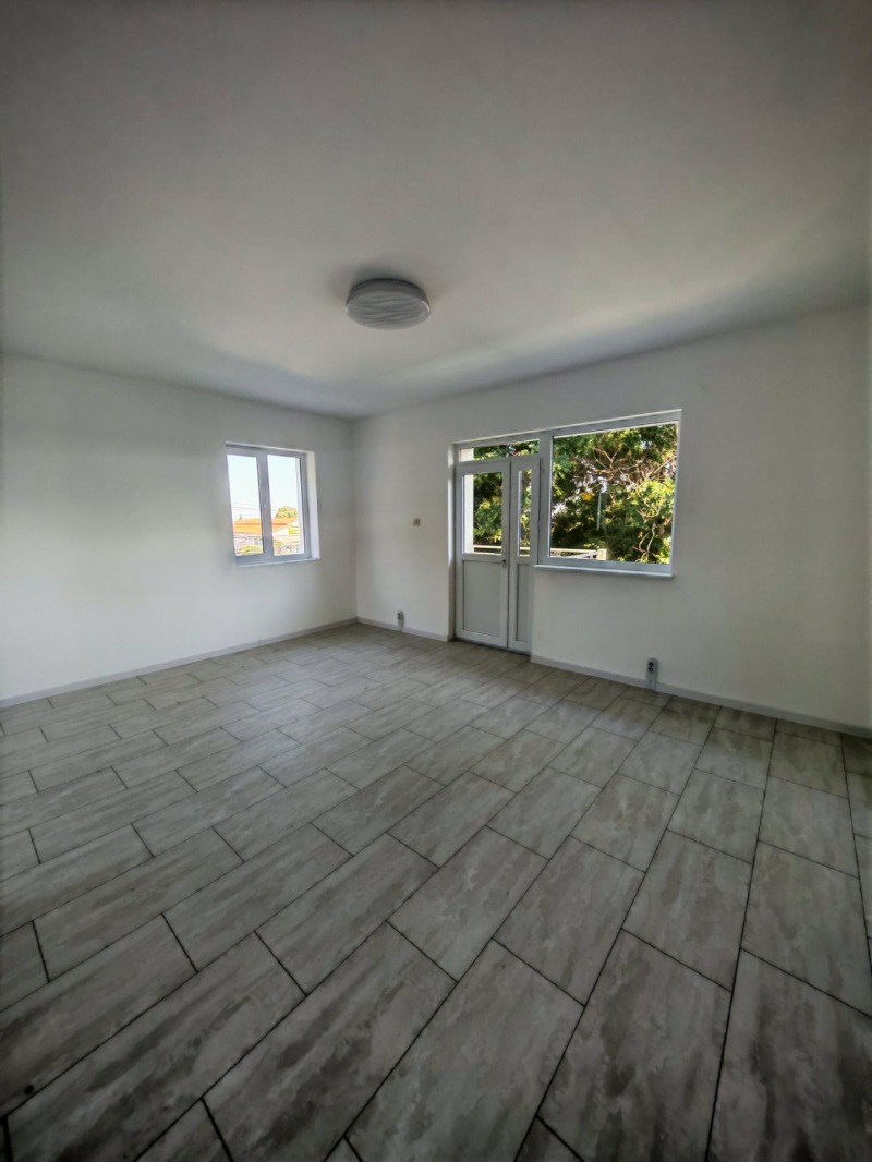 Продается  1 спальня Бургас , Черно море , 67 кв.м | 81261447