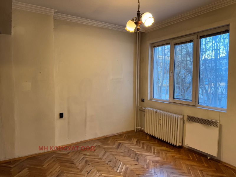 En venta  2 dormitorios Sofia , Tsentar , 140 metros cuadrados | 47359910 - imagen [4]