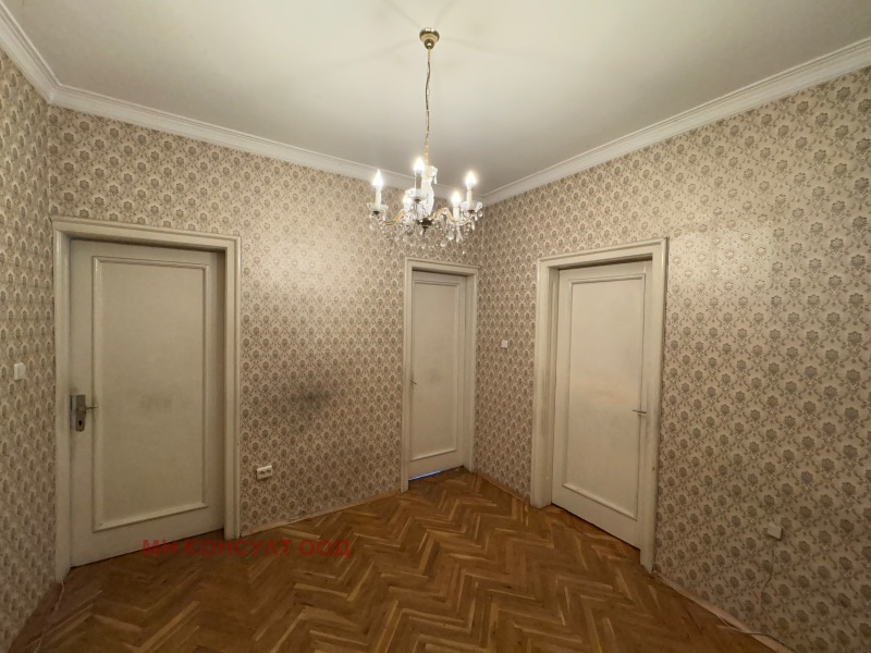 En venta  2 dormitorios Sofia , Tsentar , 140 metros cuadrados | 47359910 - imagen [6]