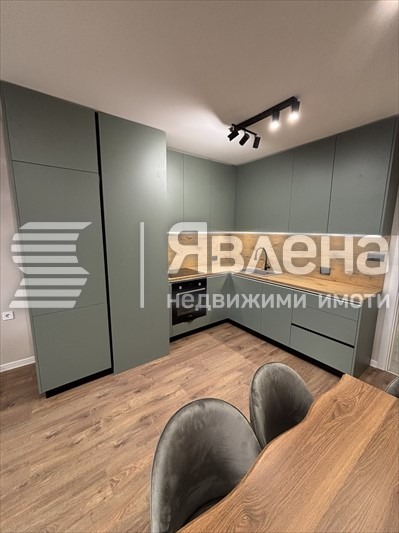 Продава 3-СТАЕН, гр. Пловдив, Тракия