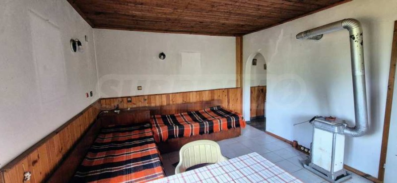 Продава КЪЩА, гр. Априлци, област Ловеч, снимка 15 - Къщи - 51427903