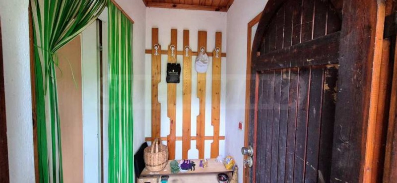 Продава КЪЩА, гр. Априлци, област Ловеч, снимка 8 - Къщи - 51427903