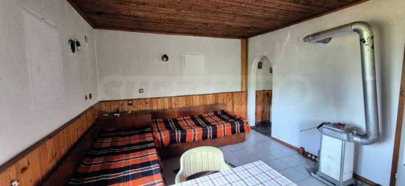 Продава КЪЩА, гр. Априлци, област Ловеч, снимка 14 - Къщи - 51427903