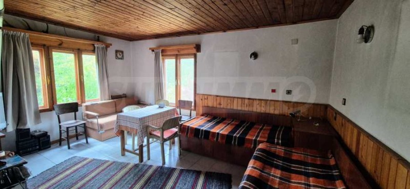 Продава КЪЩА, гр. Априлци, област Ловеч, снимка 10 - Къщи - 51427903