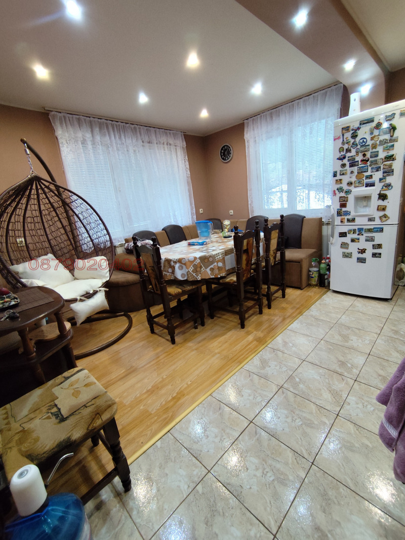 Продава КЪЩА в област София, с. Врачеш - 146 кв.м / 120 000 € » 234 699.60 лв.