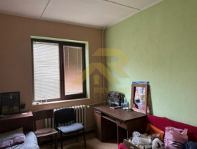 1 chambre Tsentar, Pernik 2