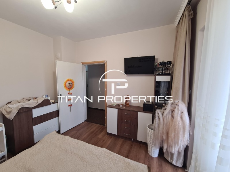 Продава  3-стаен град Пловдив , Тракия , 92 кв.м | 25891111 - изображение [8]