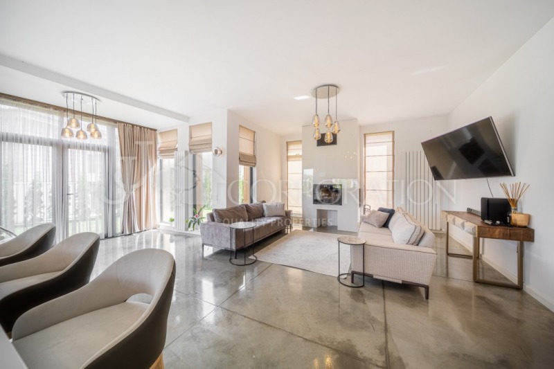 Till salu  Hus Sofia , Dragalevci , 423 kvm | 74398274