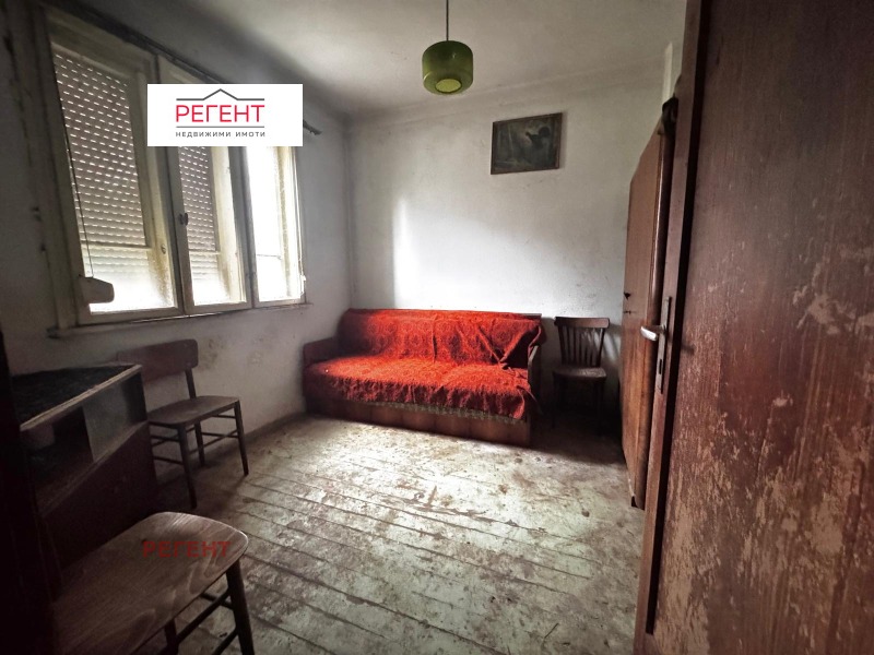 Продава КЪЩА, гр. Габрово, област Габрово, снимка 2 - Къщи - 52690164