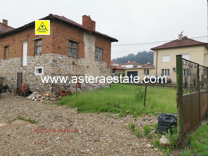 Продава КЪЩА, гр. Хаджидимово, област Благоевград, снимка 2 - Къщи - 54680745