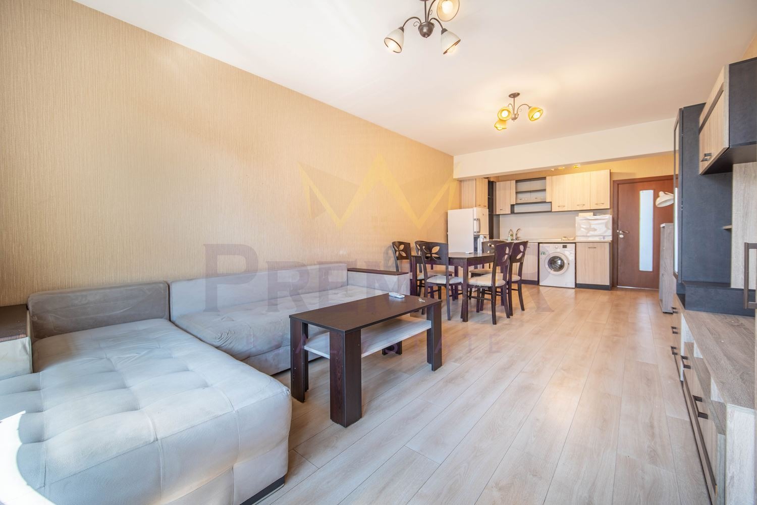 Продава 3-СТАЕН, гр. Варна, Колхозен пазар