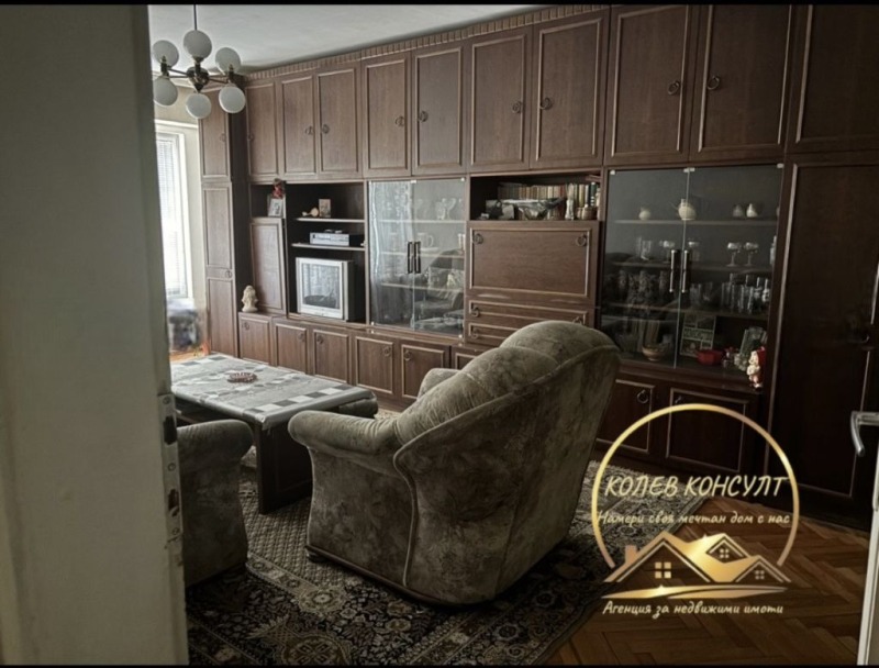 Продава 4-СТАЕН в област Хасково, гр. Димитровград - 109 кв.м / 89 000 € » 174 068.87 лв., КОЛЕВ КОНСУЛТ