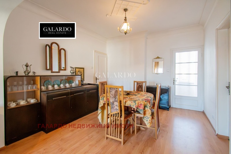 Продава 3-СТАЕН, гр. София, Център, снимка 4 - Апартаменти - 52586677